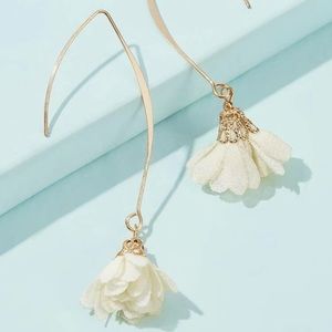 BOGO Daisy Flower Earrings Drop Jewelry